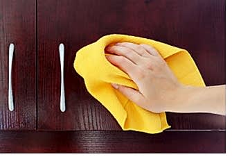 Regain the shininess of your old furniture